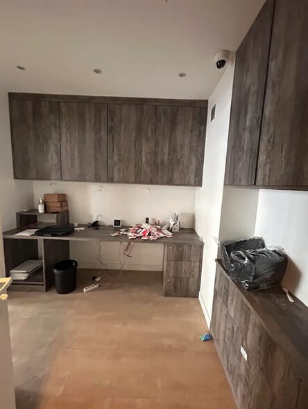 57 Avenue Du Général Leclerc, Paris for lease - Interior Photo - Image 3 of 5