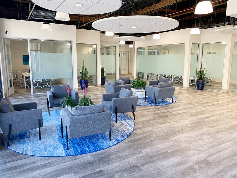 16950 Via de Santa Fe, Rancho Santa Fe, CA à louer - Photo intérieure - Image 3 de 9