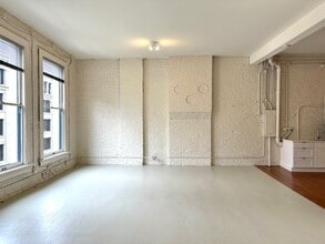 122 S Jackson St, Seattle, WA à louer Photo intérieure- Image 2 de 7