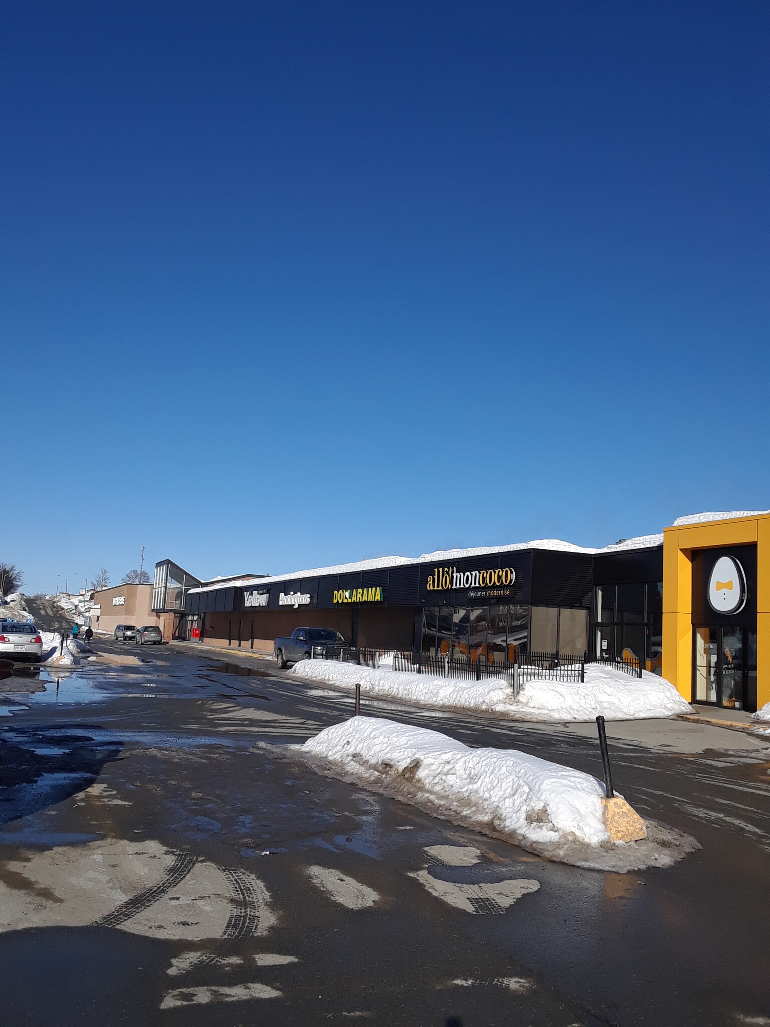 4 15E Rue, Rouyn-noranda, QC for lease Building Photo- Image 1 of 3