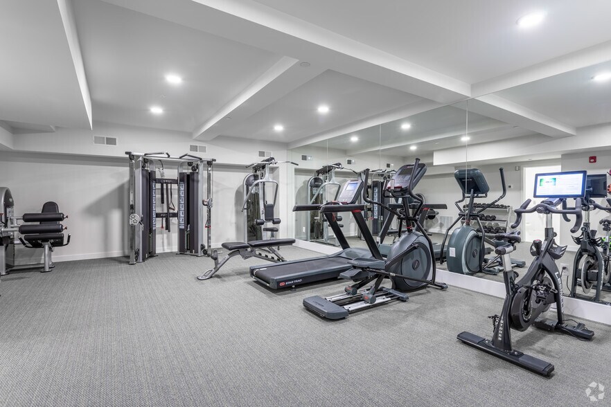 504-508 Glenbrook Rd, Stamford, CT à louer - Photo intérieure - Image 1 de 2