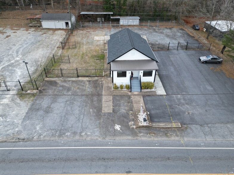 2719 Huff Dr, Lawrenceville, GA à louer - Photo du bâtiment - Image 3 de 56