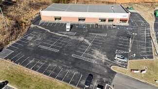 Plus de détails pour 150 Pearl Dr, LaFayette, GA - Commerce de détail à louer