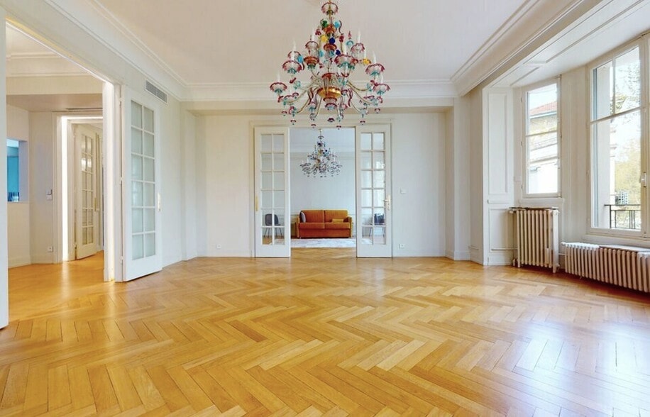61 Rue La Boétie, Paris for lease - Interior Photo - Image 1 of 5