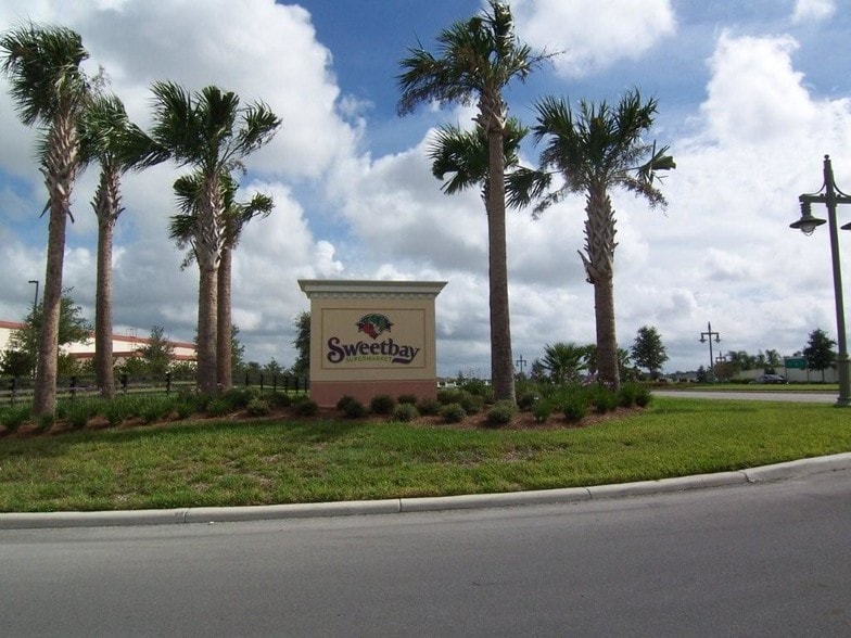 820 Old Camp Rd, The Villages, FL for lease - Other - Image 2 of 4
