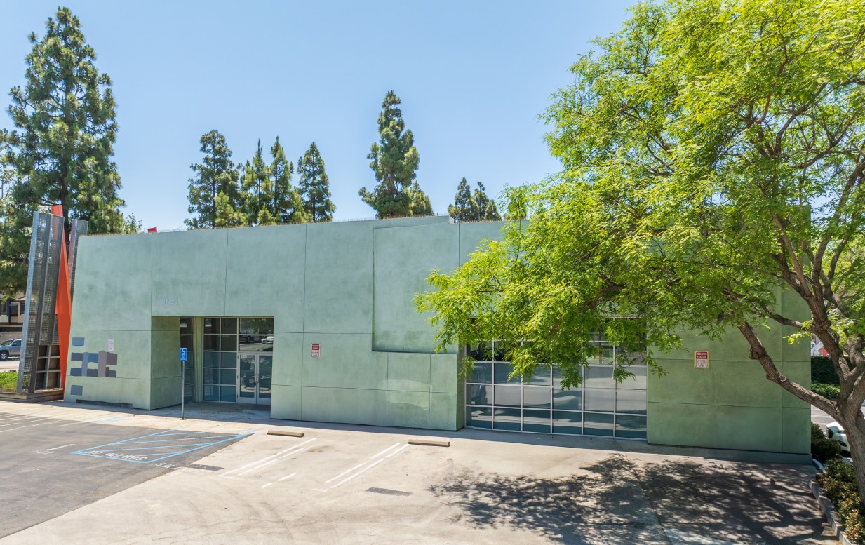 10121 Jefferson Blvd, Culver City, CA for lease Building Photo- Image 1 of 7