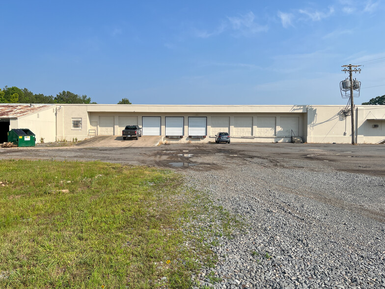 500 Rhinehart Rd, Pine Bluff, AR for sale - Building Photo - Image 2 of 16