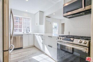 Plus de détails pour 158 N Edgemont St, Los Angeles, CA - Multi-résidentiel à vendre