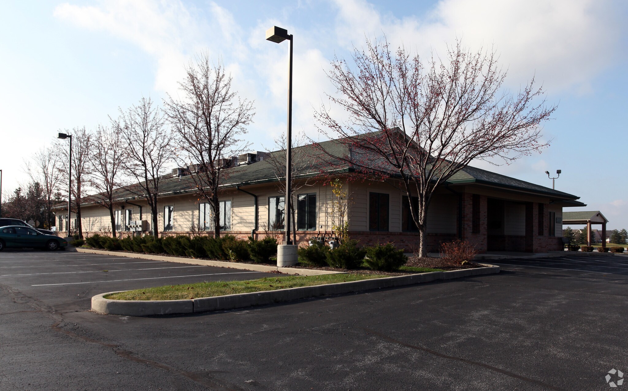 4324-4330 Navarre Ave, Oregon, OH à vendre Photo du bâtiment- Image 1 de 1