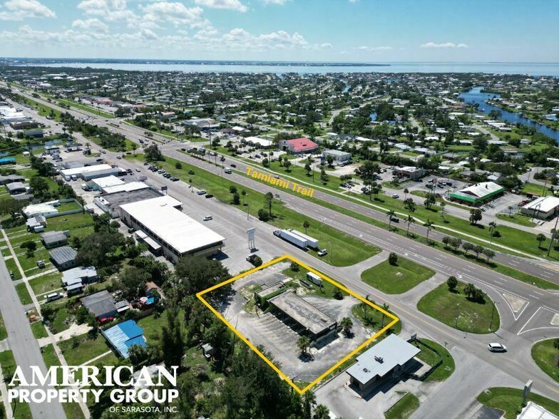 3570 Tamiami Trl, Port Charlotte, FL for lease - Building Photo - Image 3 of 4