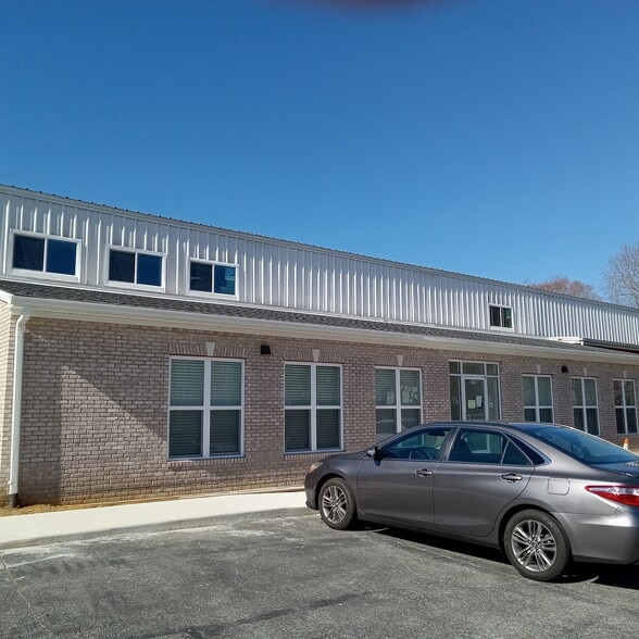 7616 Investment Ct, Owings, MD for lease - Building Photo - Image 1 of 13