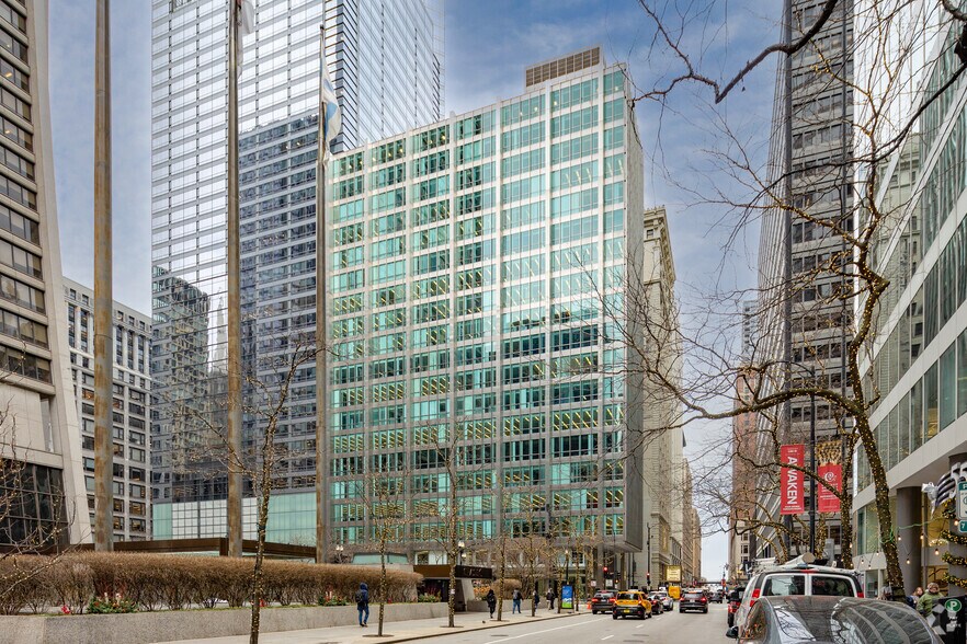 30 W Monroe St, Chicago, IL à louer - Photo du bâtiment - Image 3 de 7