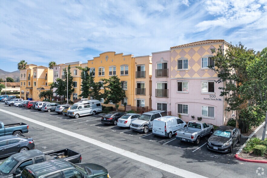 500 S Rancho Santa Fe Rd, San Marcos, CA à vendre - Photo principale - Image 1 de 1