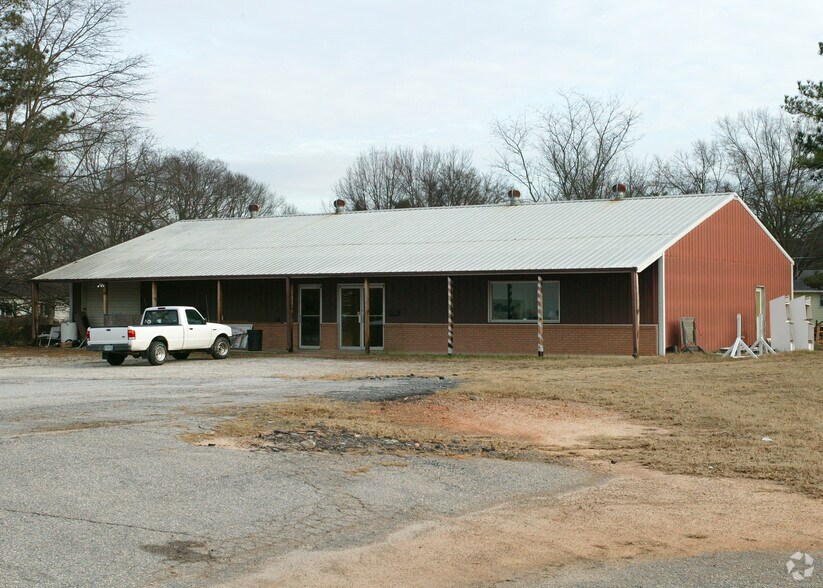 104 Miller Rd, Mauldin, SC à vendre - Photo du bâtiment - Image 2 de 2