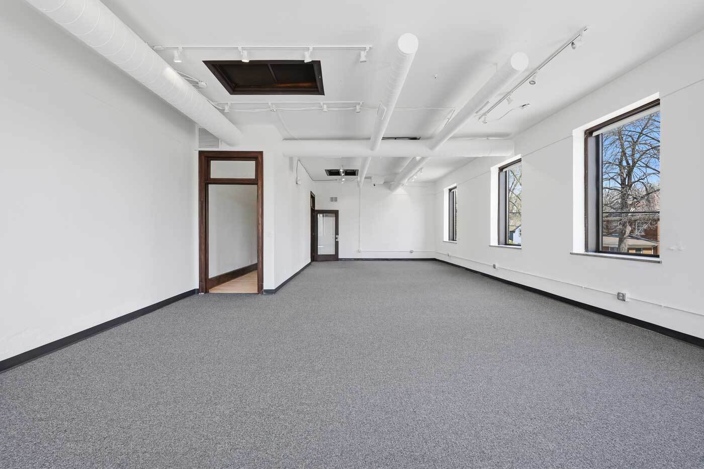 1300-1304 NE 2nd St, Minneapolis, MN for lease Interior Photo- Image 1 of 3