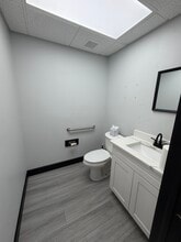 4700-4730 110th Ave N, Clearwater, FL for lease Interior Photo- Image 2 of 12