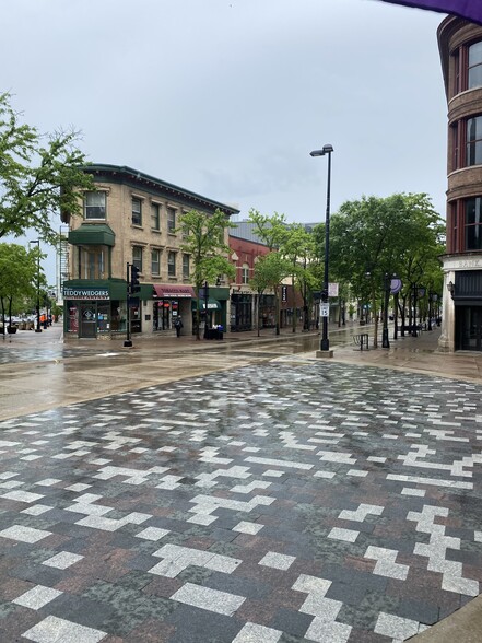 101-105 State St, Madison, WI for sale - Building Photo - Image 1 of 1