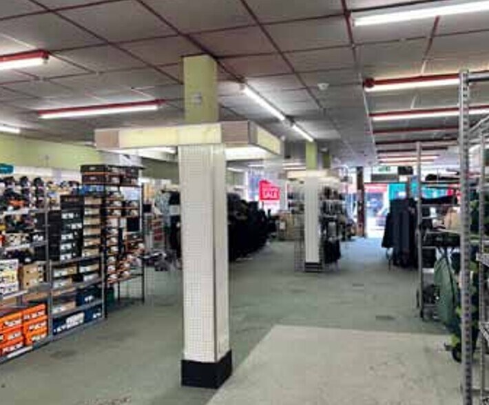 15-17 Market St, Eastleigh à vendre - Photo intérieure - Image 3 de 4