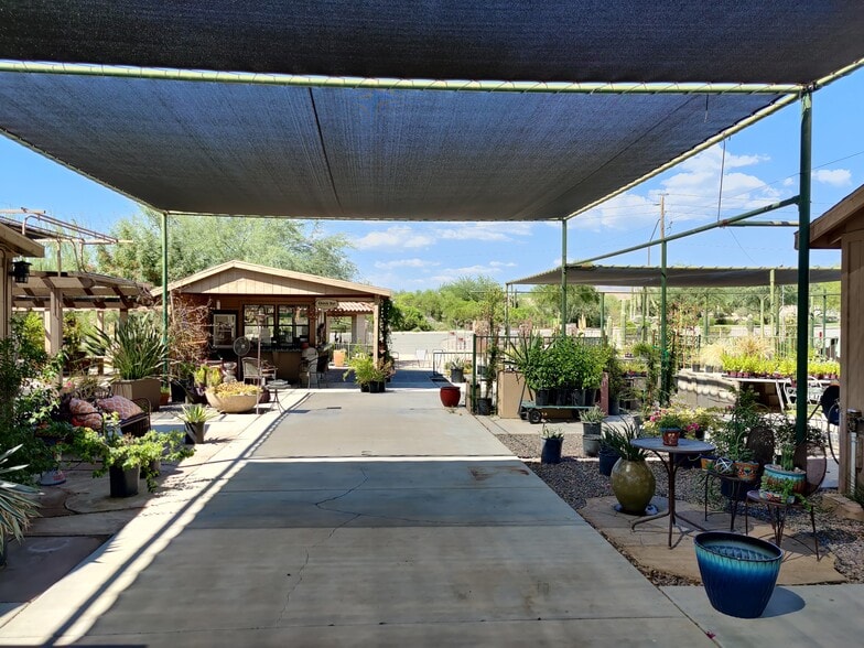 5335 E Dixileta Dr, Cave Creek, AZ for sale - Building Photo - Image 3 of 29
