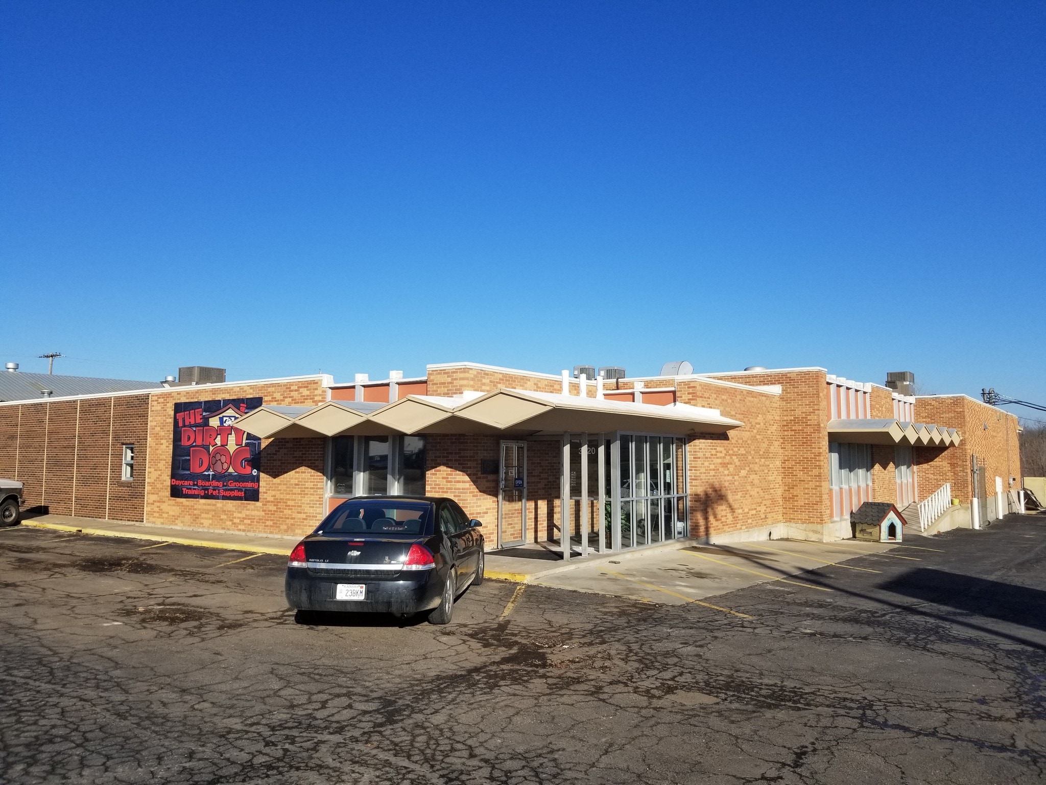 3120 S Kansas Ave, Topeka, KS for lease Building Photo- Image 1 of 11