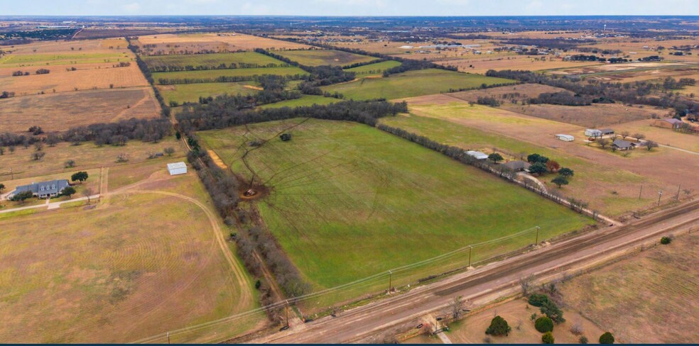 2857 Spring Valley Rd, Lorena, TX for sale - Primary Photo - Image 1 of 3