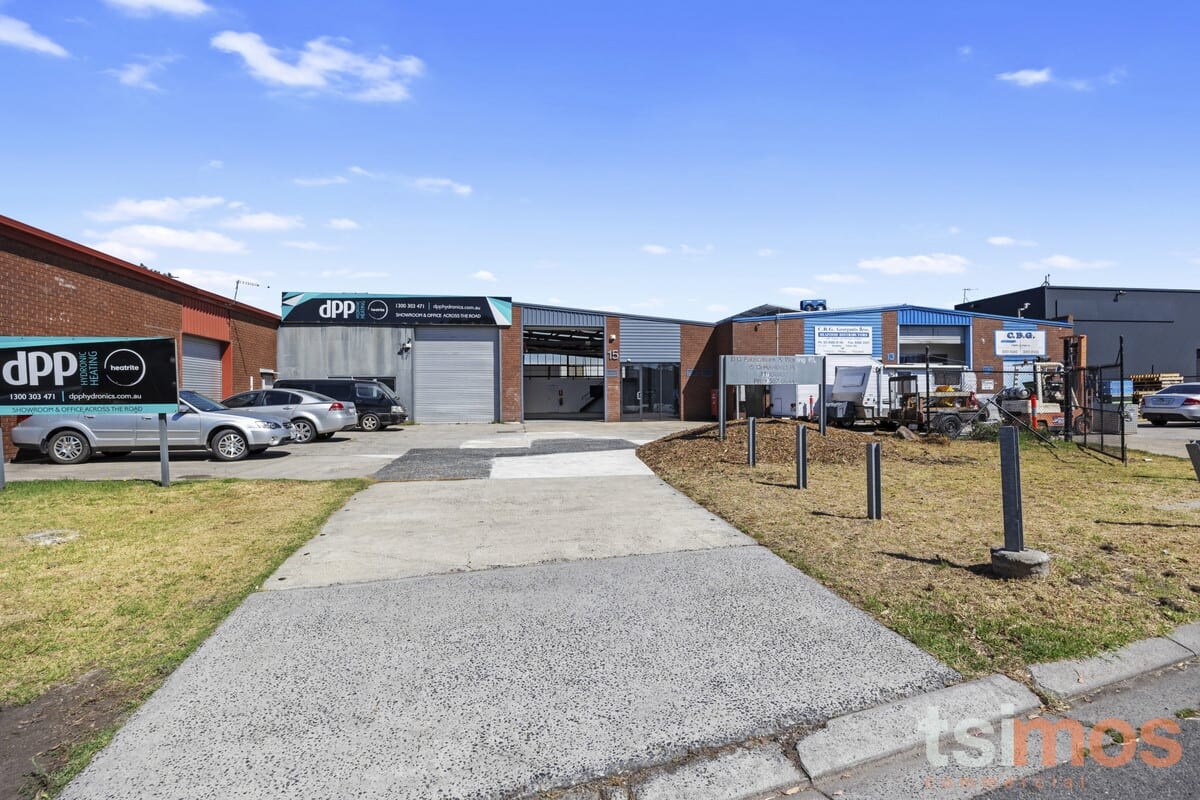 1 Hinkler Rd, Mordialloc for lease Primary Photo- Image 1 of 2