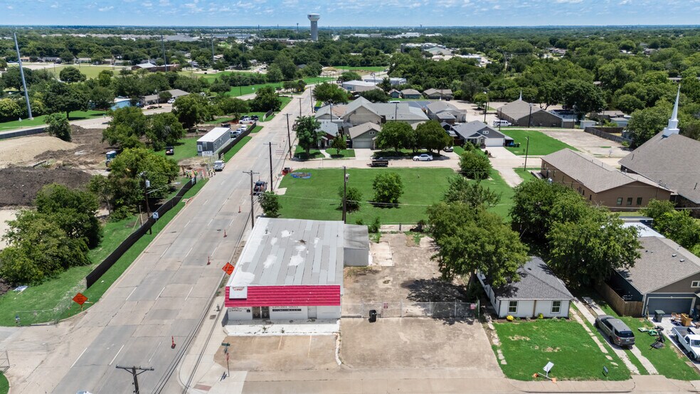 500 Ford St, Garland, TX à vendre - Photo du bâtiment - Image 2 de 10