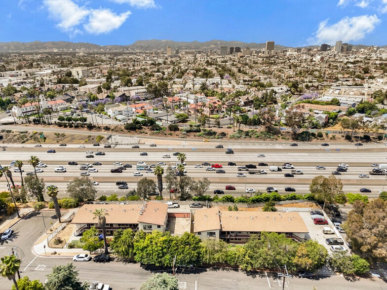 1973-2015 W 22nd St, Los Angeles, CA for sale - Building Photo - Image 3 of 11