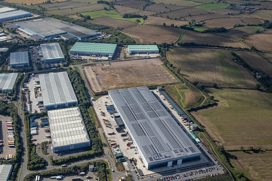 Nasmyth Rd, Daventry for lease - Building Photo - Image 2 of 3