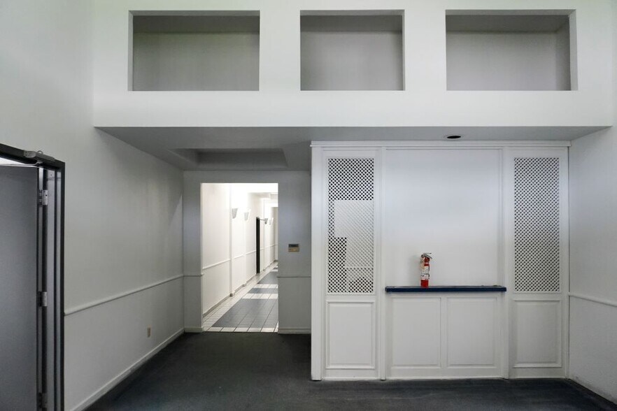 423 W Cleveland Blvd, Aransas Pass, TX à vendre - Photo intérieure - Image 2 de 13