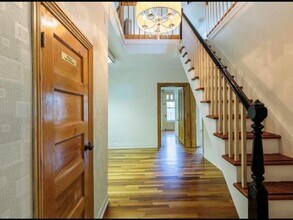 241 Rue Papineau, Gatineau, QC à louer Photo intérieure- Image 1 de 20