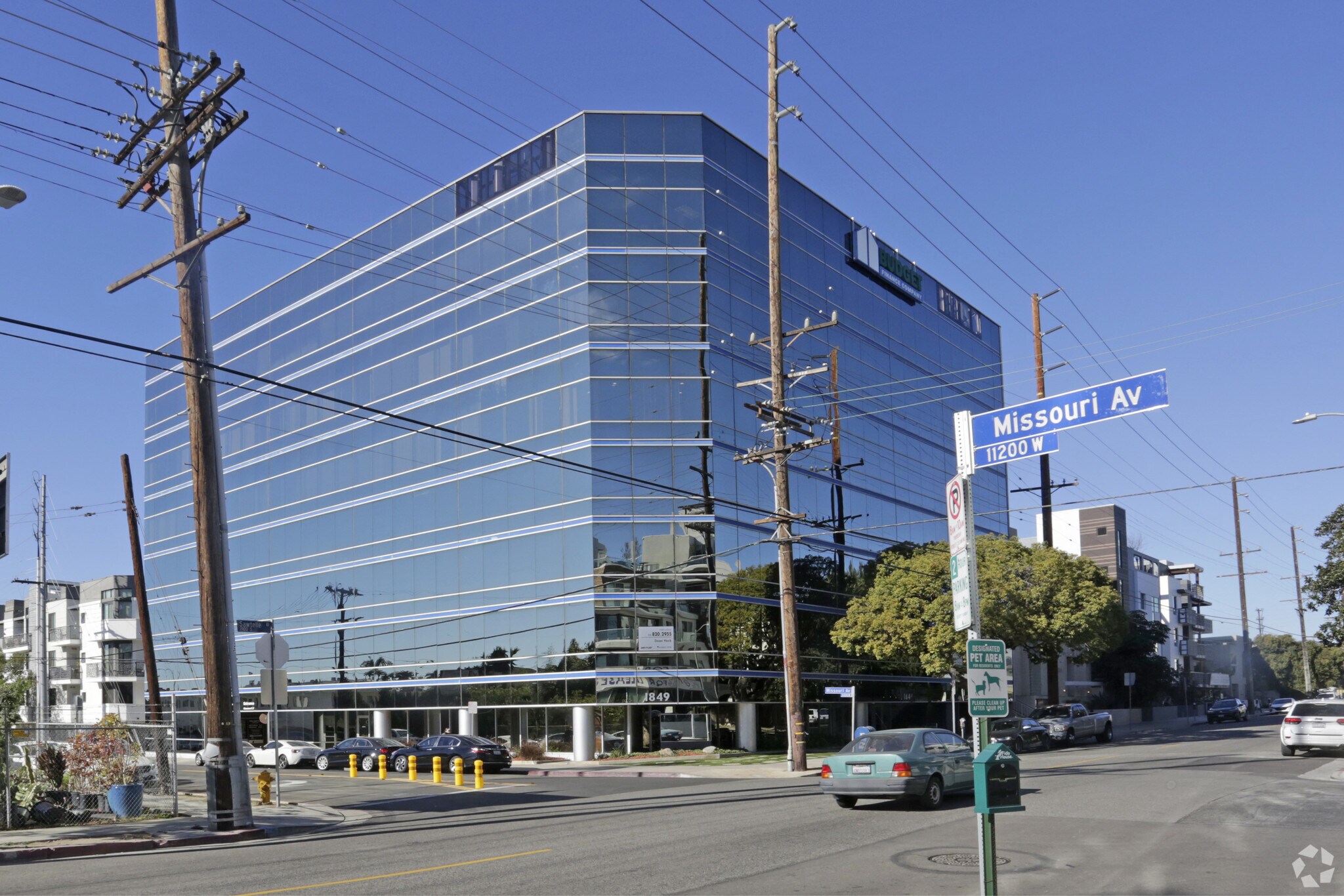 1849 Sawtelle Blvd, Los Angeles, CA à louer Photo principale- Image 1 de 4