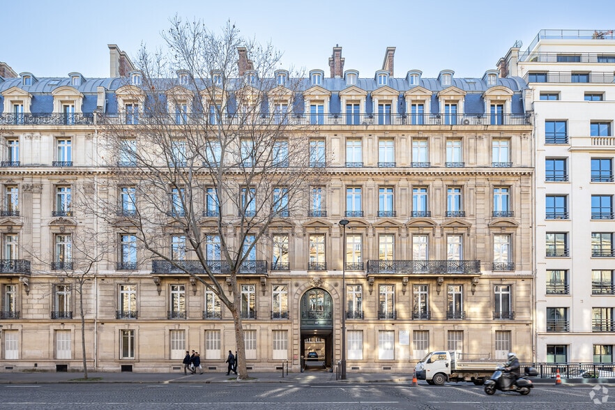 155 Boulevard Haussmann, Paris à louer - Photo du bâtiment - Image 1 de 5