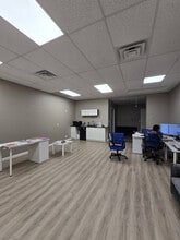 225 Brighton Beach Ave, Brooklyn, NY for lease Interior Photo- Image 2 of 6