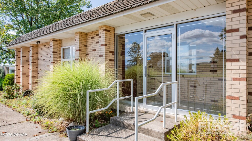 420 S Main St, Hughesville, PA for lease - Building Photo - Image 2 of 10