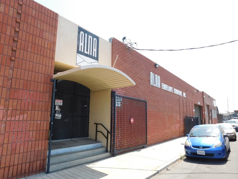 1567 E 25th St, Los Angeles, CA for sale - Building Photo - Image 3 of 10
