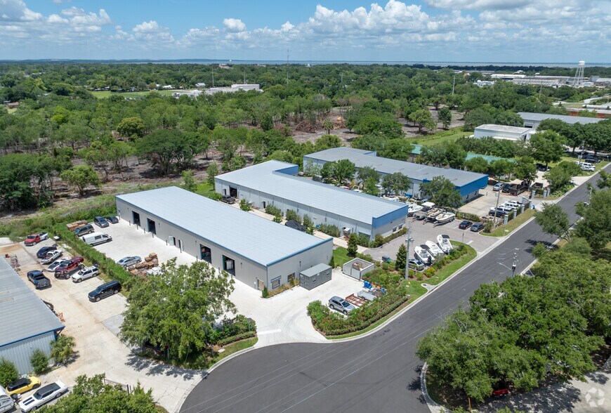 776 business park blvd, Winter Garden, FL à louer - Photo du bâtiment - Image 3 de 15
