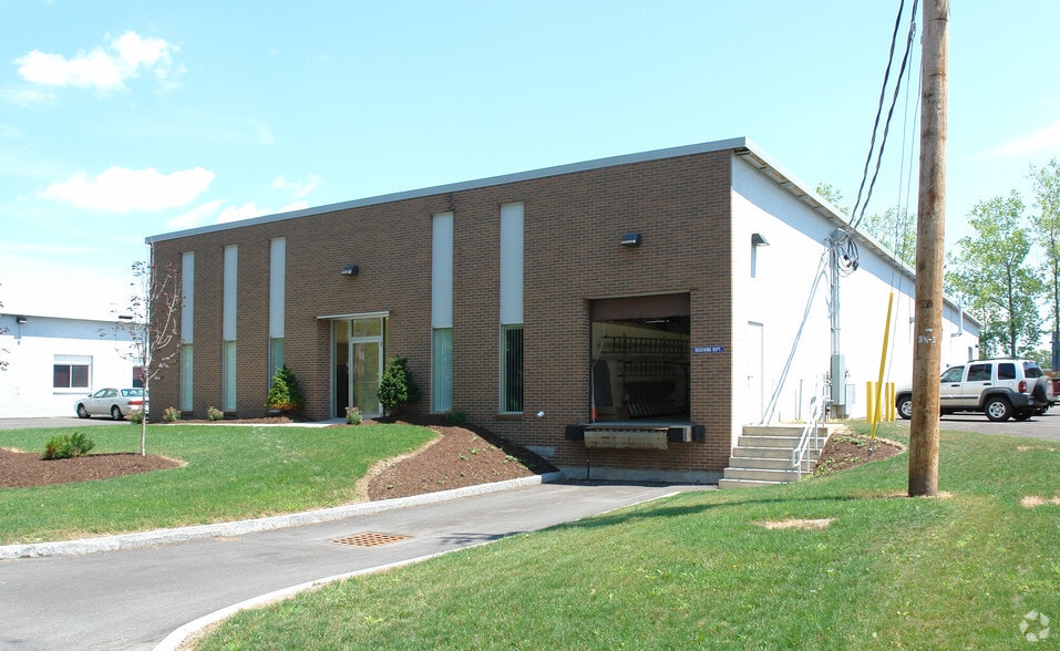 113-119 Falso Dr, Syracuse, NY for sale - Building Photo - Image 2 of 21