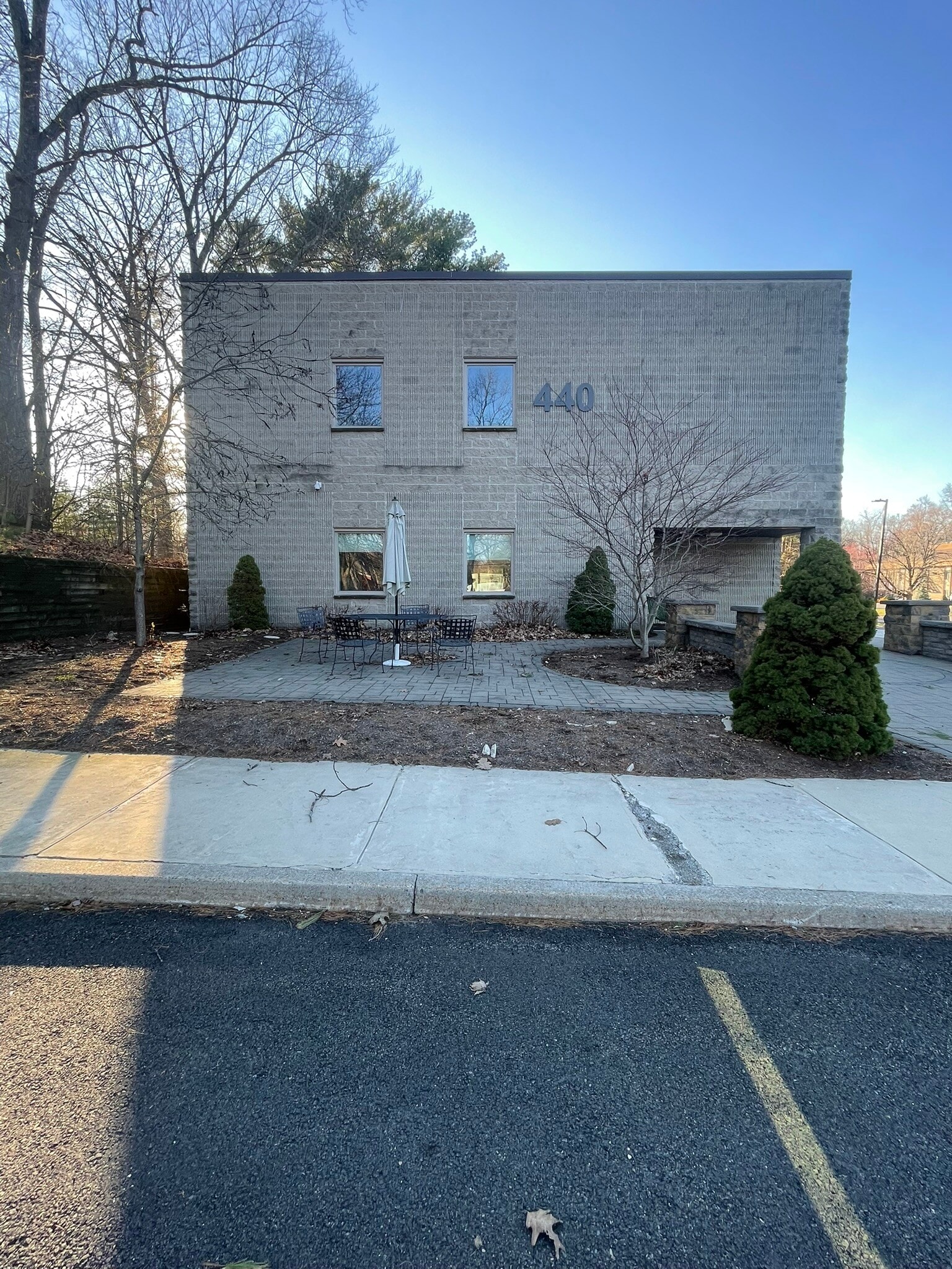 440 New Karner Rd, Albany, NY à louer Photo du bâtiment- Image 1 de 18