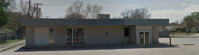 More details for 124 W 15th St, Wellington, KS - Office/Retail for Lease