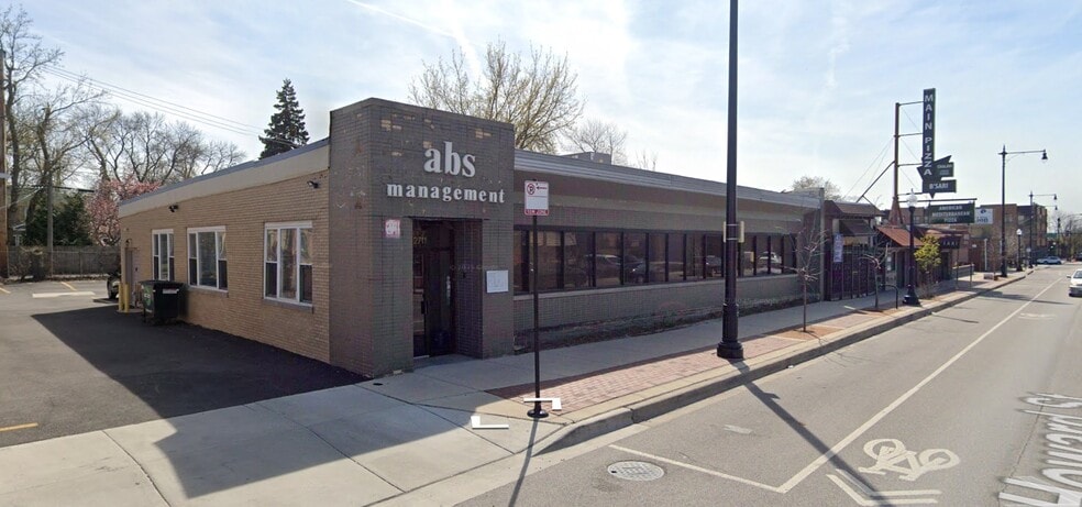 2711 W Howard St, Chicago, IL for sale - Building Photo - Image 1 of 2