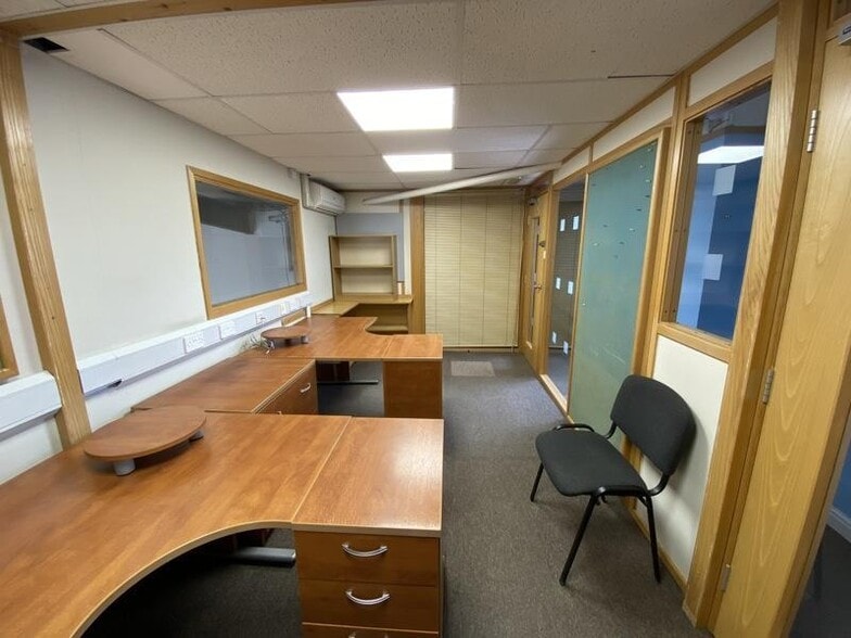 Sandall Stones Rd, Doncaster for lease - Building Photo - Image 3 of 9