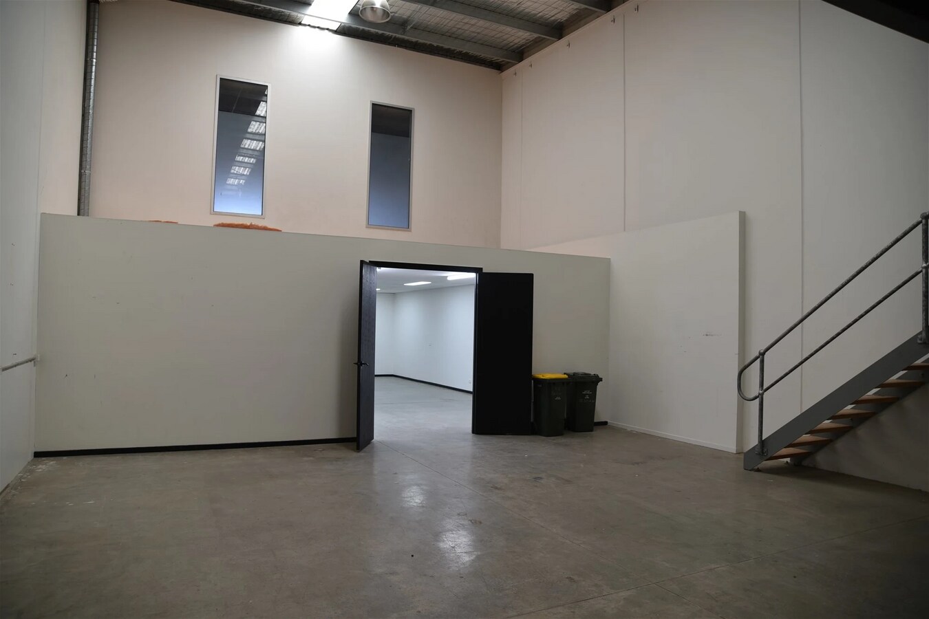 8 Rocklea Dr, Port Melbourne, VIC 3207 - Unit 3 - - Interior Photo - Image 2 of 10