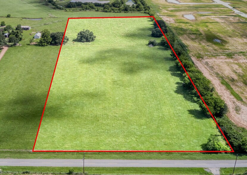 32626 Knebel Rd, Waller, TX à vendre - Photo du bâtiment - Image 2 de 21