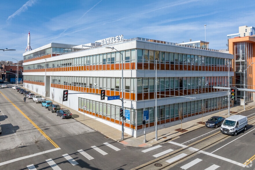 1740 Main St, Kansas City, MO for lease - Primary Photo - Image 1 of 4