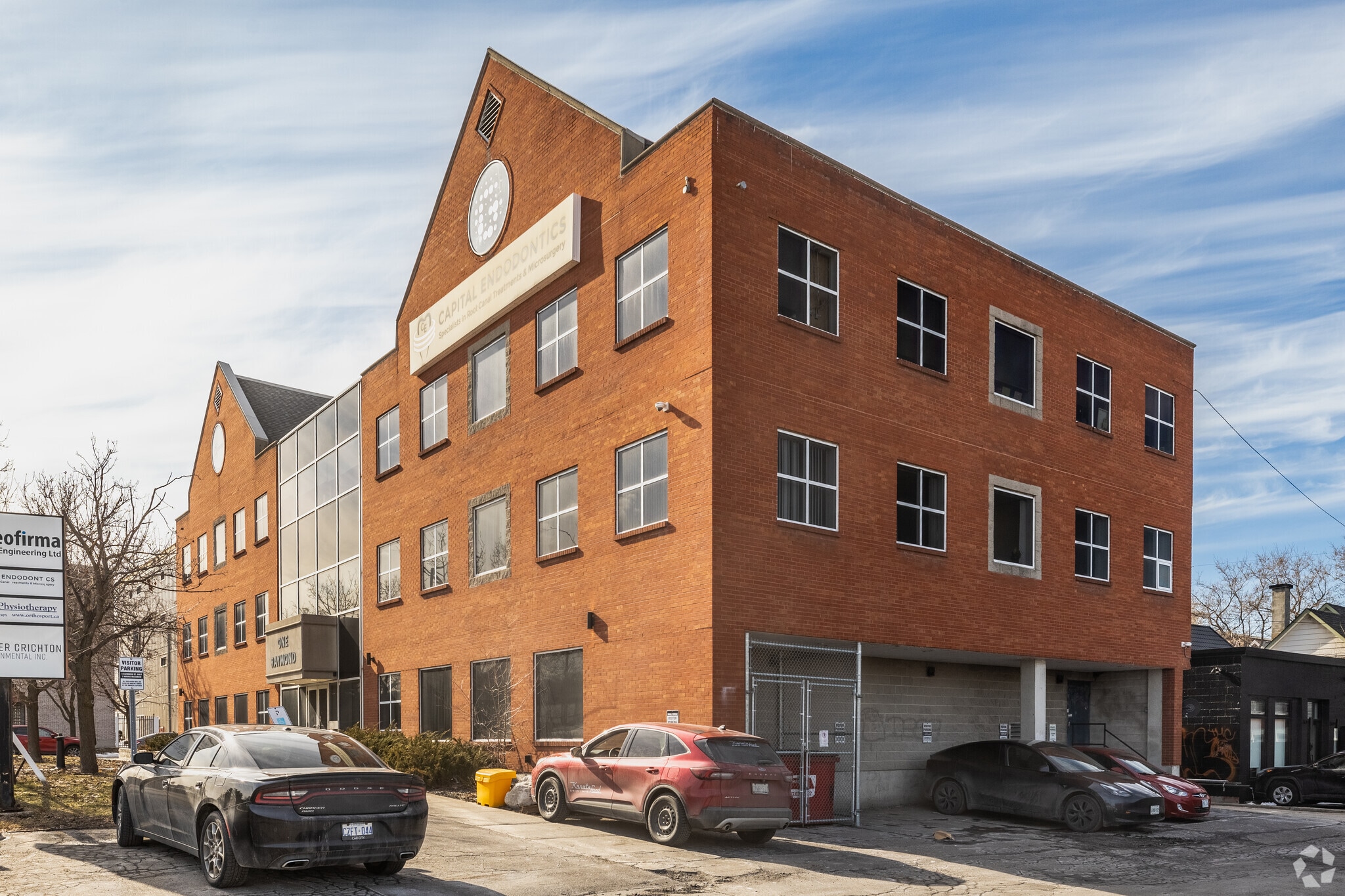 1 Raymond St, Ottawa, ON for lease Primary Photo- Image 1 of 4