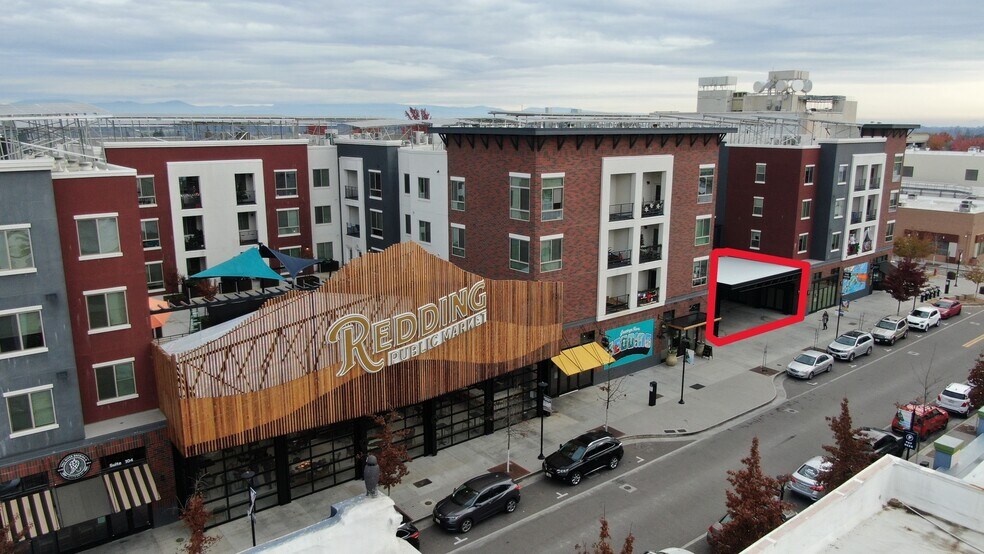 1551 Market St, Redding, CA à louer - Photo du bâtiment - Image 3 de 24