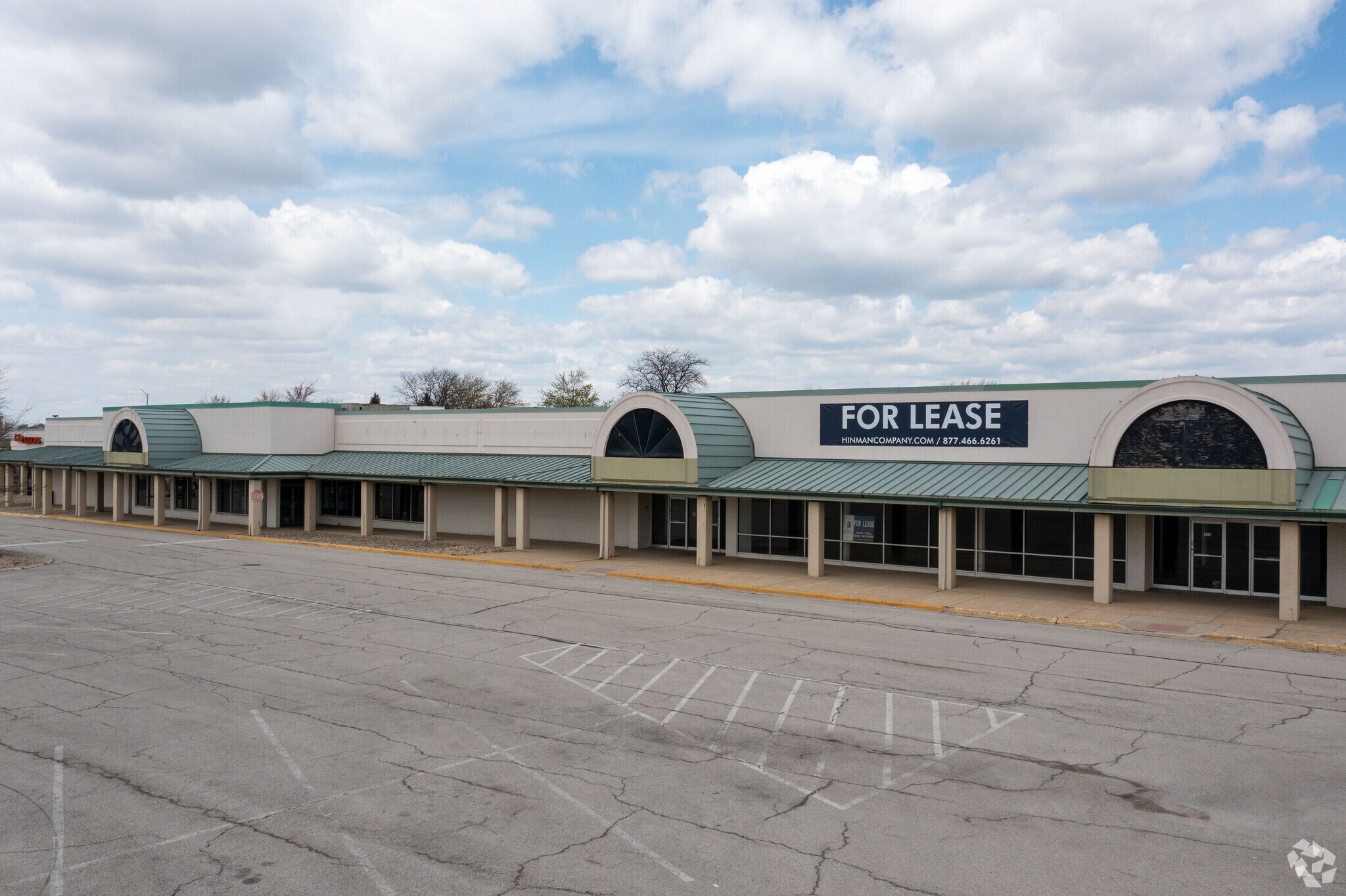 350 S Bolingbrook Dr, Bolingbrook, IL for lease Building Photo- Image 1 of 8