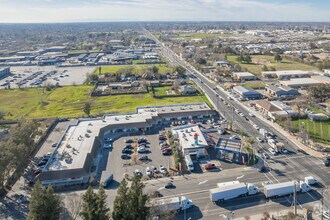 8484 Florin Rd, Sacramento, CA - Aerial  map view