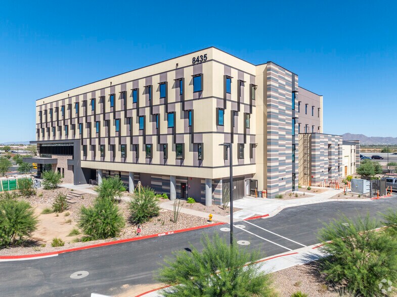 8435 N Pima Center Pky, Scottsdale, AZ à louer - Photo principale - Image 1 de 4